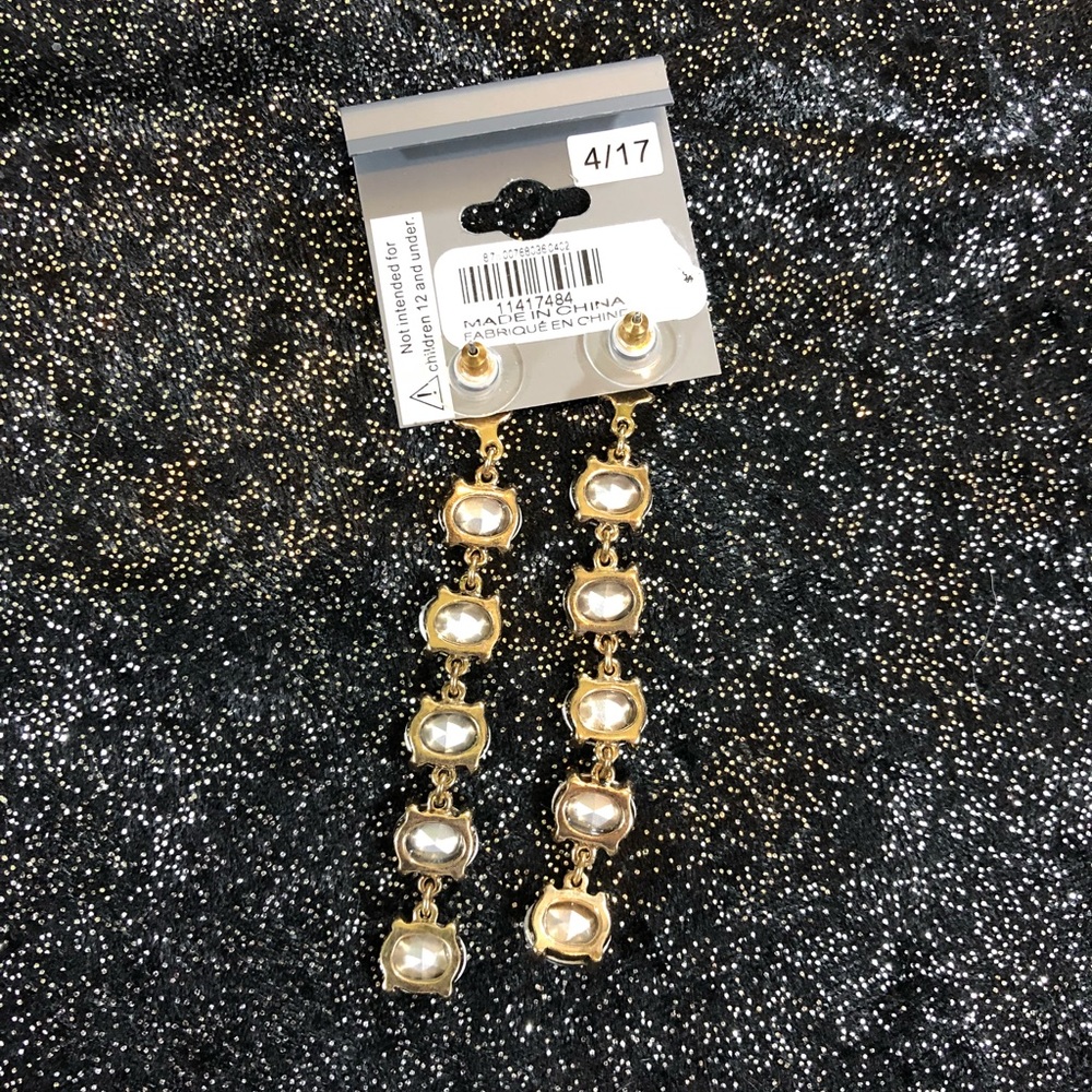 Express dangle earrings - Picture 3 of 4